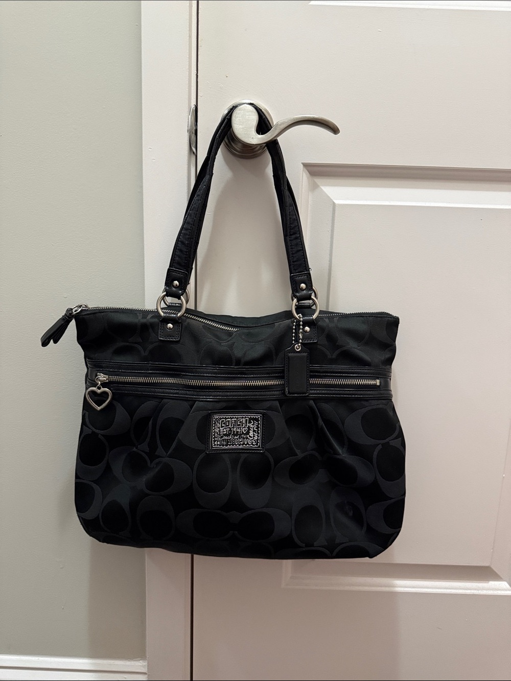 COACH F20026 Black Poppy Daisy Signature Tote
